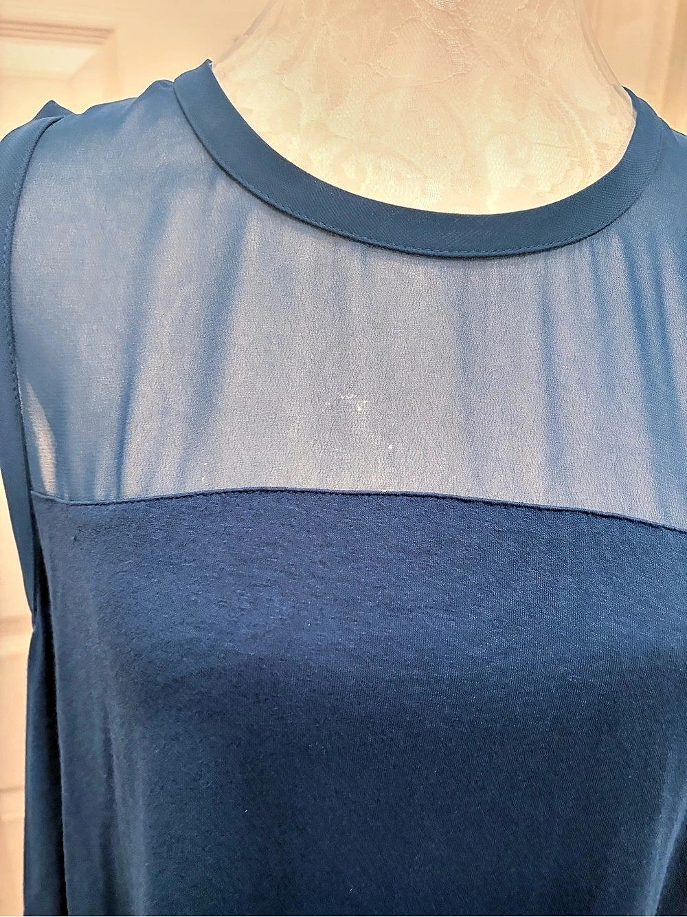 Vince Camuto Blue Sheer Panel blouse Size Large